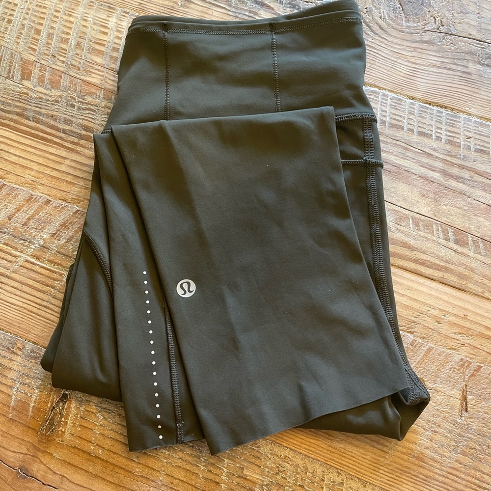 Lululemon Fast and Free tight 19inch